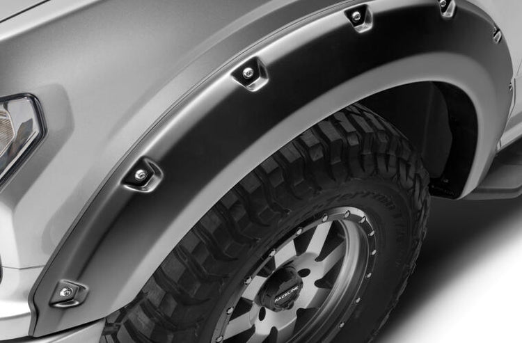 Bushwacker - Pocket Style - 1-1/2 Inch Tire Coverage