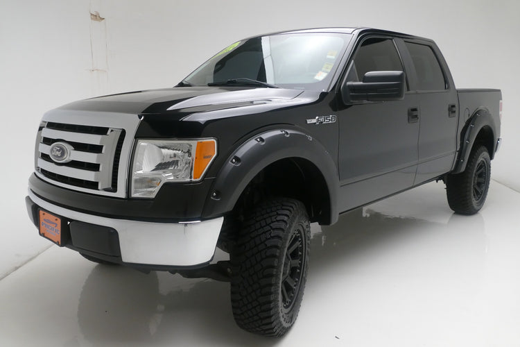 Cobra - Bolt On Style - 2 Inch Tire Coverage